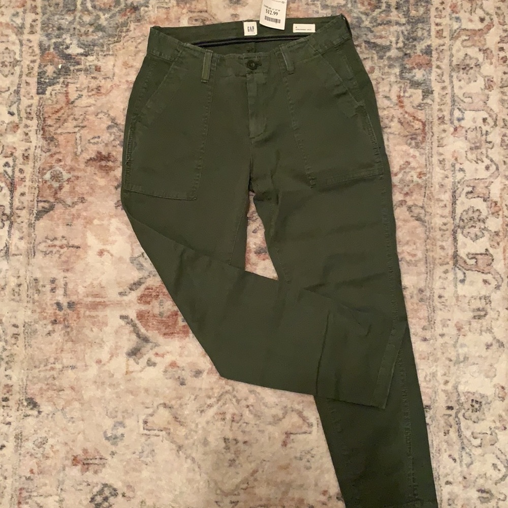 Gap girlfriend crop pants
